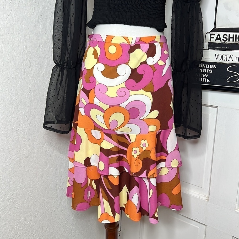Dolce & Gabbana Floral Print Tiered Skirt Size 42/28/6US - Picture 3 of 9